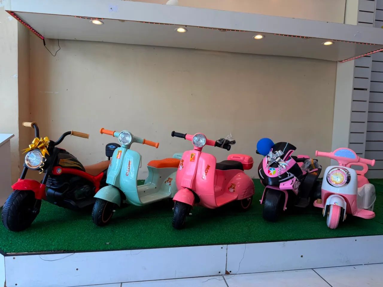 Moto elétrica infantil 