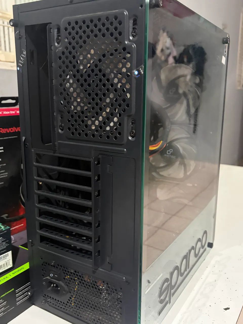 vendo gabinete com fonte e 4 fans - Foto 3