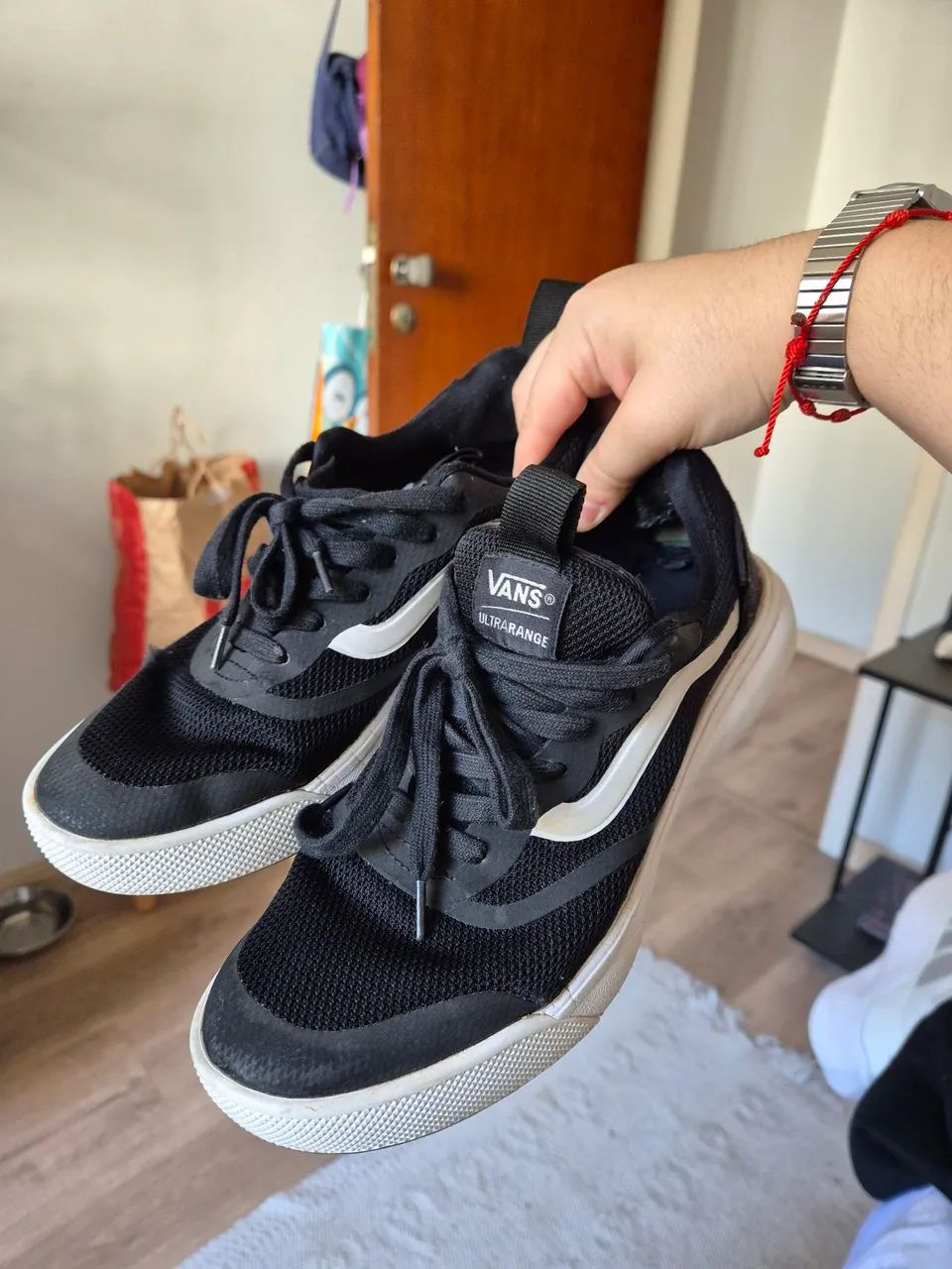 Vans Ultrarange Preto e Branco