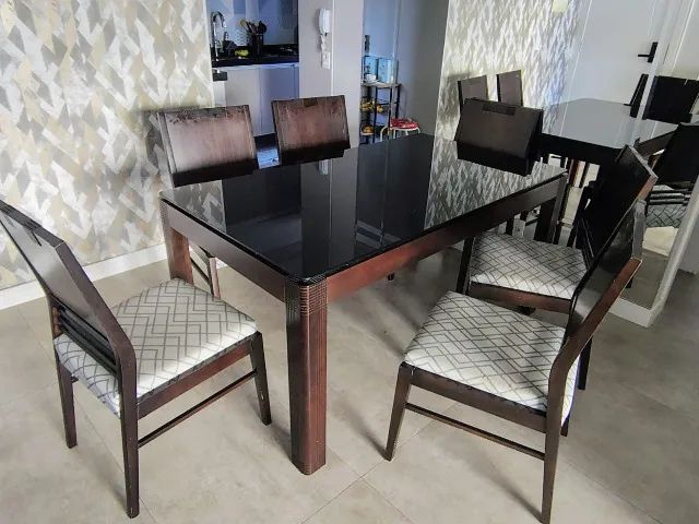 Mesa de jantar com  06 cadeiras - Foto 2