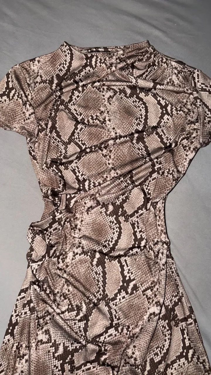 vestido H&M  de design exclusivo - Foto 2