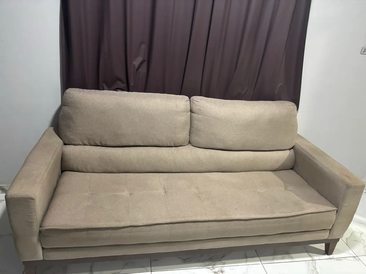 Estofado fixo em perfeito estado  - Foto 4