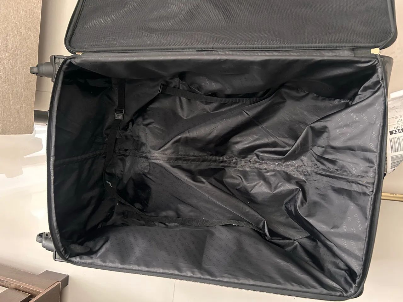 Mala Grande GUESS Original - Nova e Importada - Foto 2