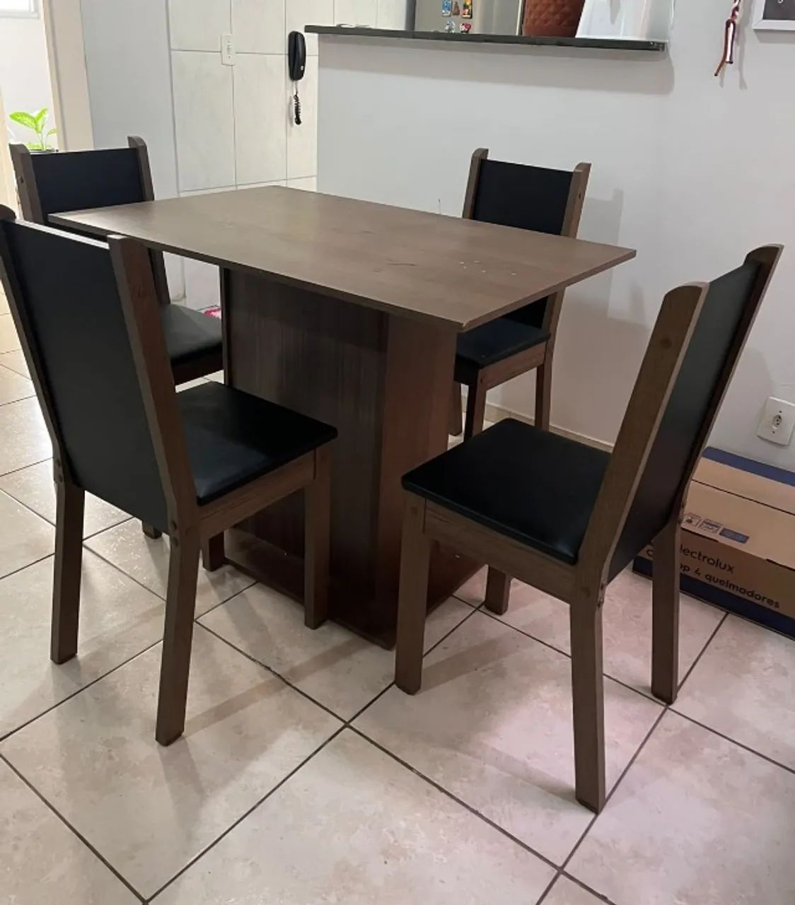 Mesa de jantar com 4 cadeiras - Foto 2