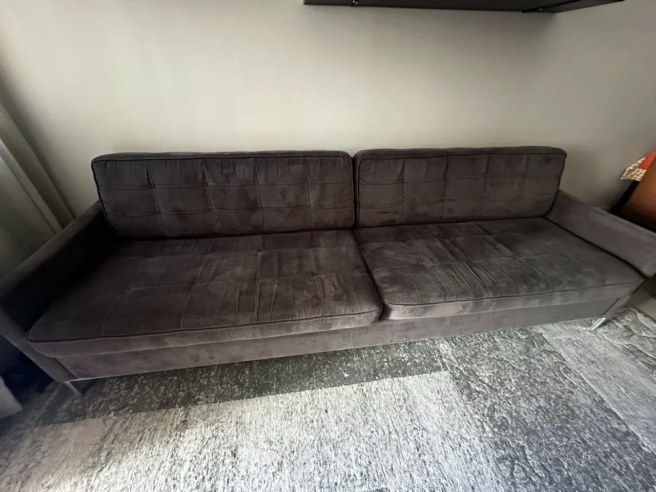 Sofá cinza chumbo - 2,60m