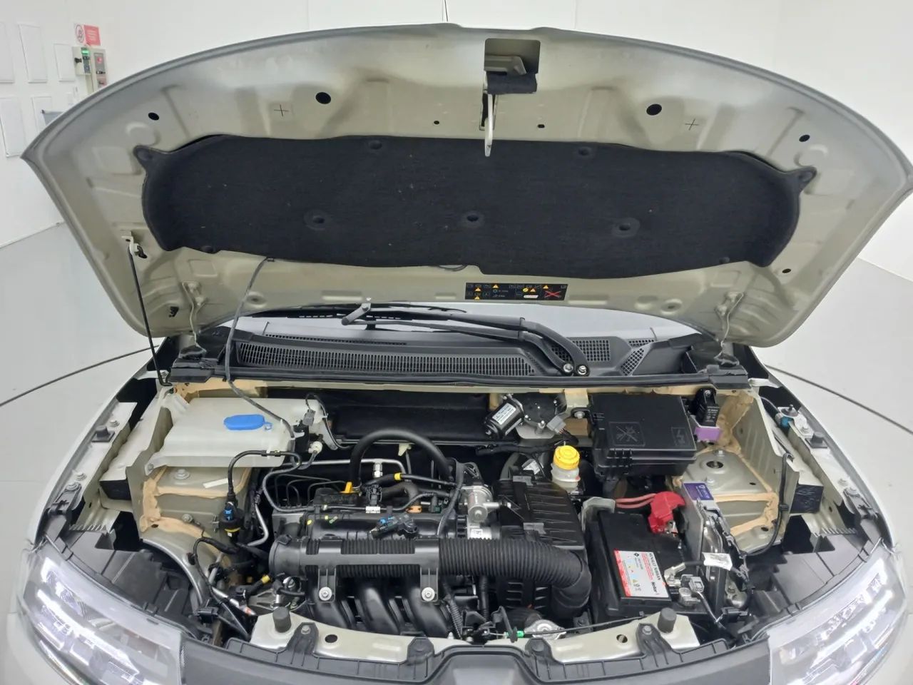 Renault Kwid 1.0 Zen, foto 10 de 18