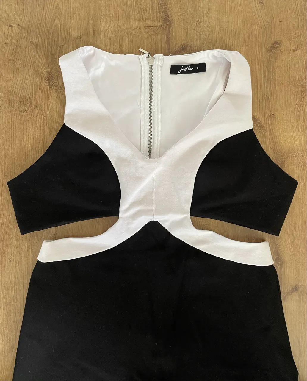 Vestido tam G branco e preto Just Be - Foto 5