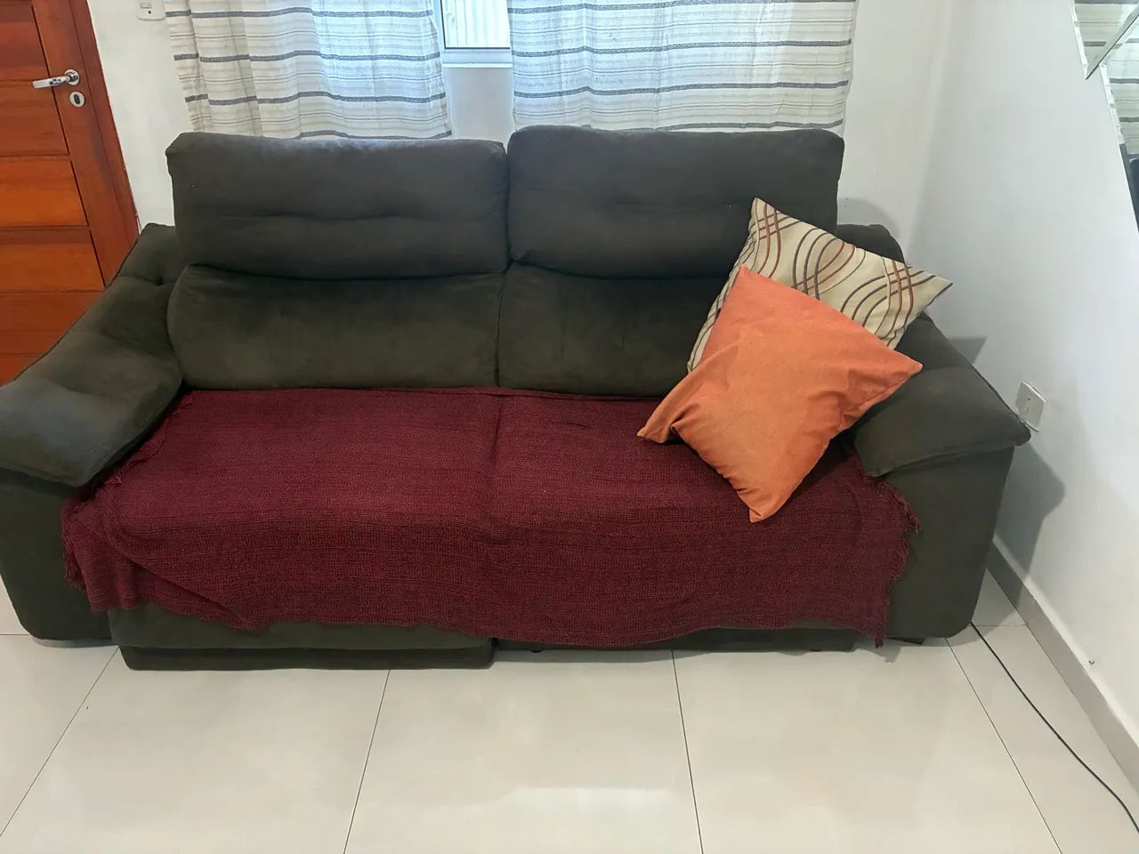 Vendo sofá retrátil 2.10 - Foto 3
