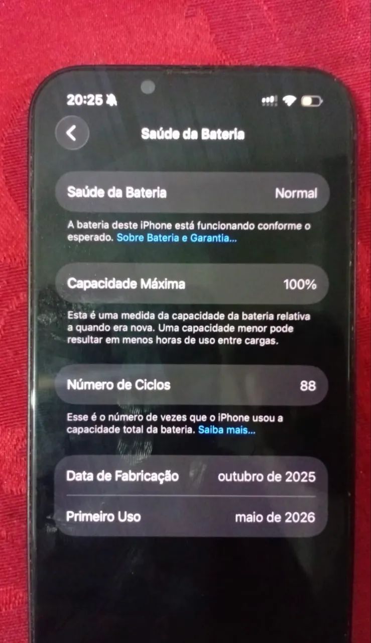 iPhone 16e, Bateria 100%  - Foto 3