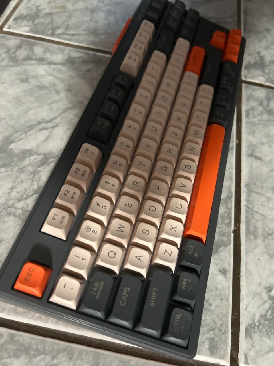 Teclado Sem fio M87 RGB - Foto 2