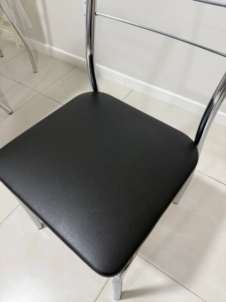 Mesa 4 cadeiras em aço inox Carraro - Foto 2