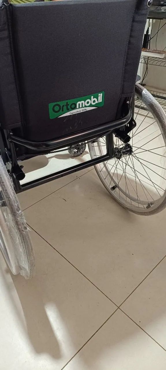 Cadeira de rodas Ortomobil (nova) - Foto 4