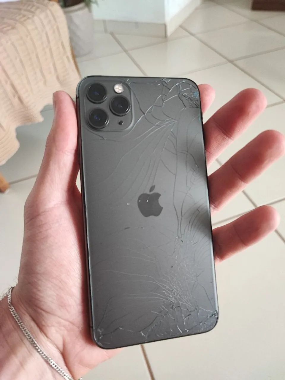 iPhone 11 pro Max 256gb - Foto 2