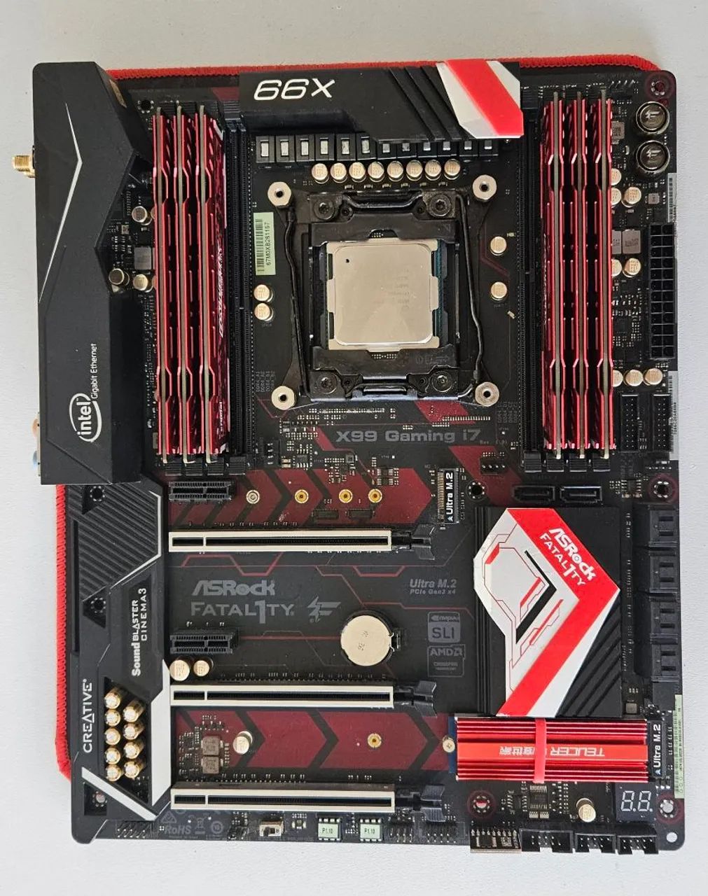 CPU Gamer rara, linda e com ótimo desempenho. 