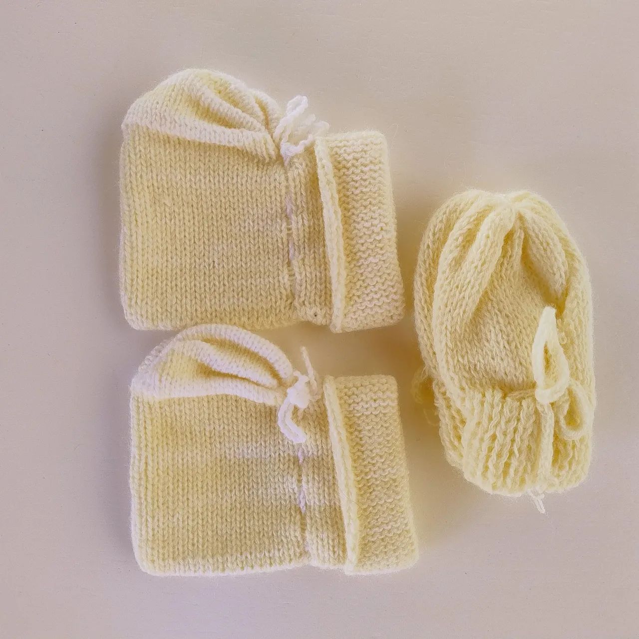 Kit Sapatinhos e luvas de bebê 