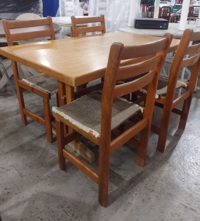 Mesa C/ 4 Cadeiras - Foto 2
