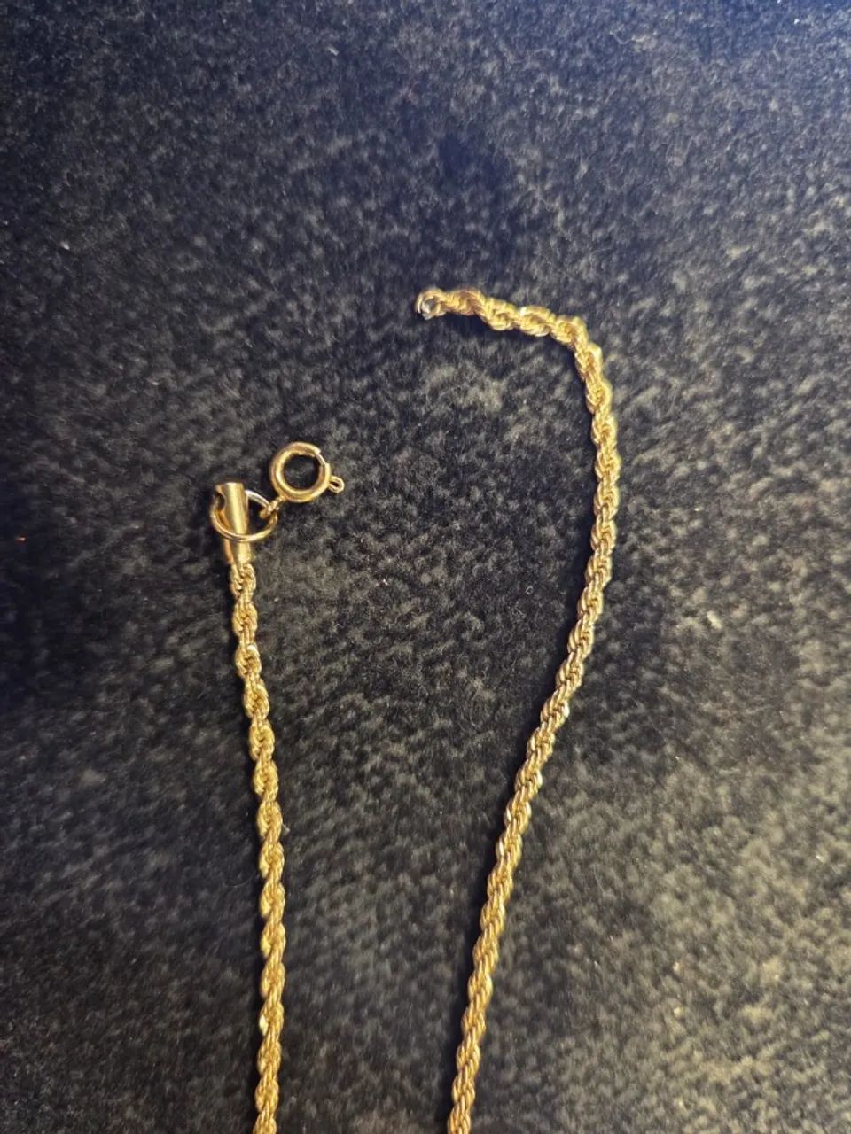 cordão dourado e prateado - Foto 4