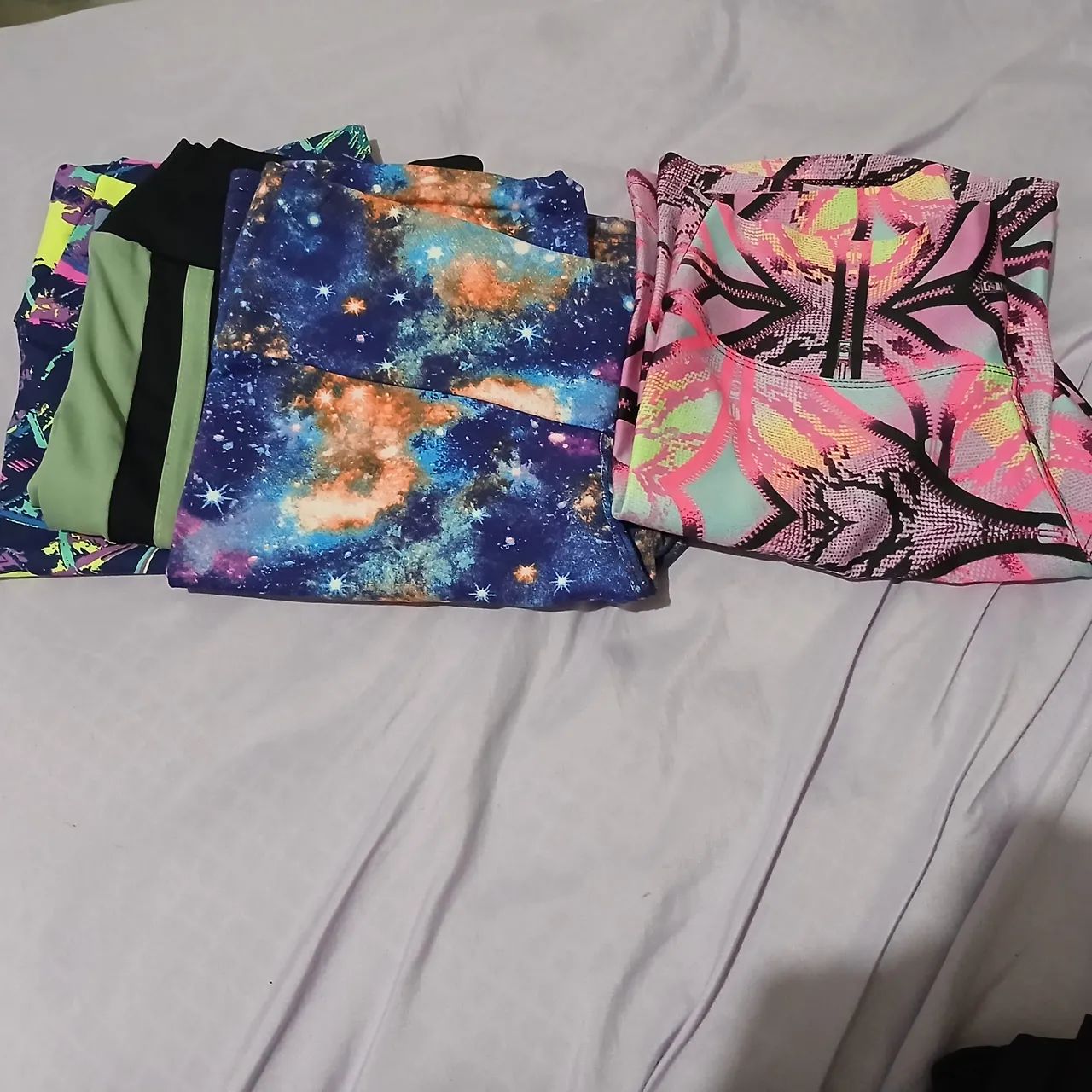 Roupas de academia seminovos tamanhos  m e g