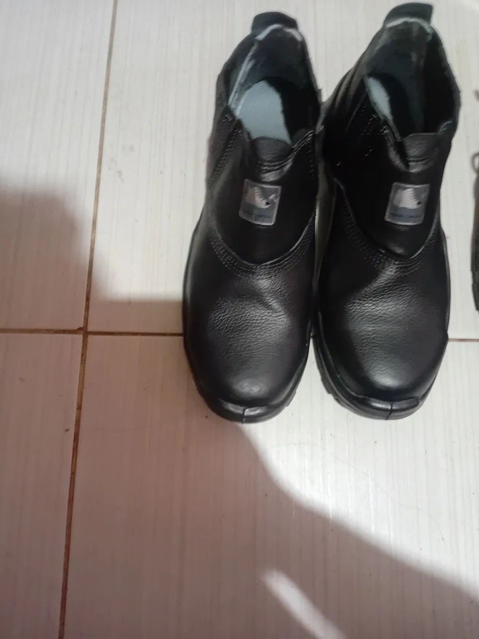 Vendo botar 50 duas botar  - Foto 2