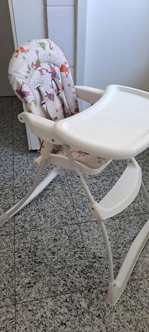 Cadeira de alimentação
