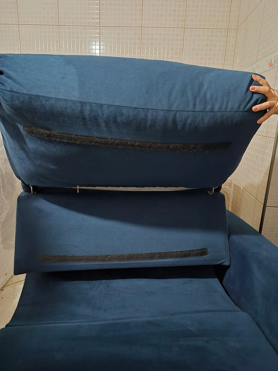 Sofa retrátil e reclinável 2 lugares | tecido suede Azul marinho  - Foto 4