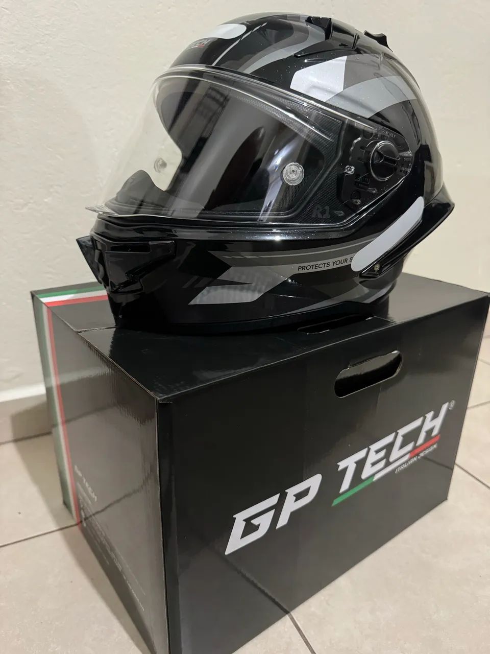 Capacete gp tech  - Foto 5