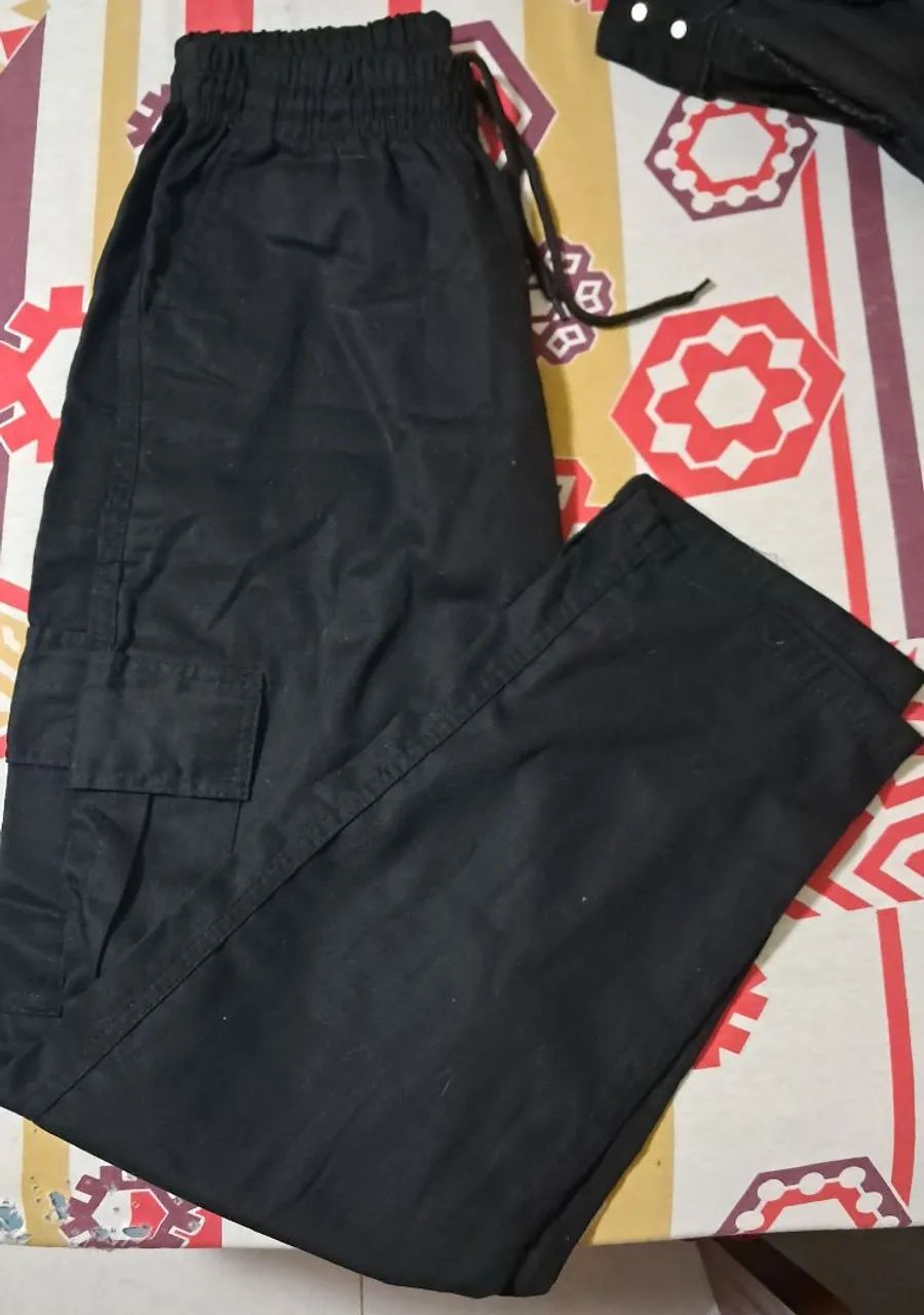 Calça Cargo Preta  - Foto 2