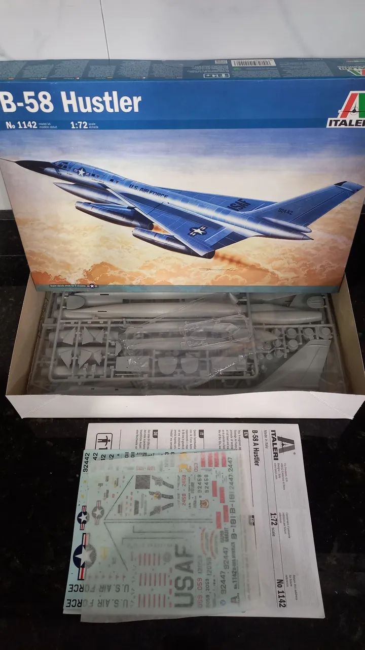 Kit plastimodelismo B 58 Hustler 1:72 - Foto 2