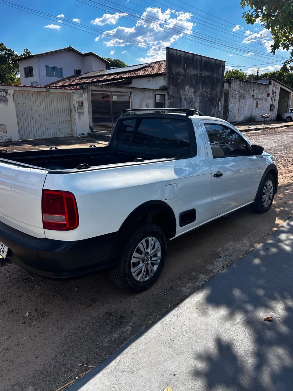 Volkswagen Saveiro Robust 1.6 Total Flex 8V 2017 - Foto 2