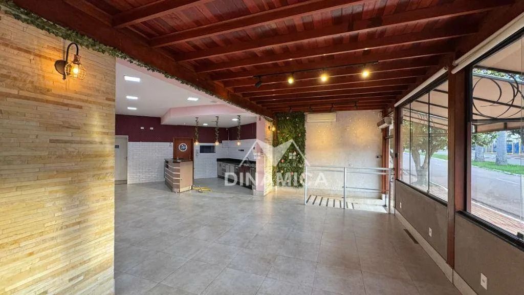 Casa Comercial e Residencial, Ponto comercial montado, com 3 dormitórios à venda, 231 m² p - Foto 4
