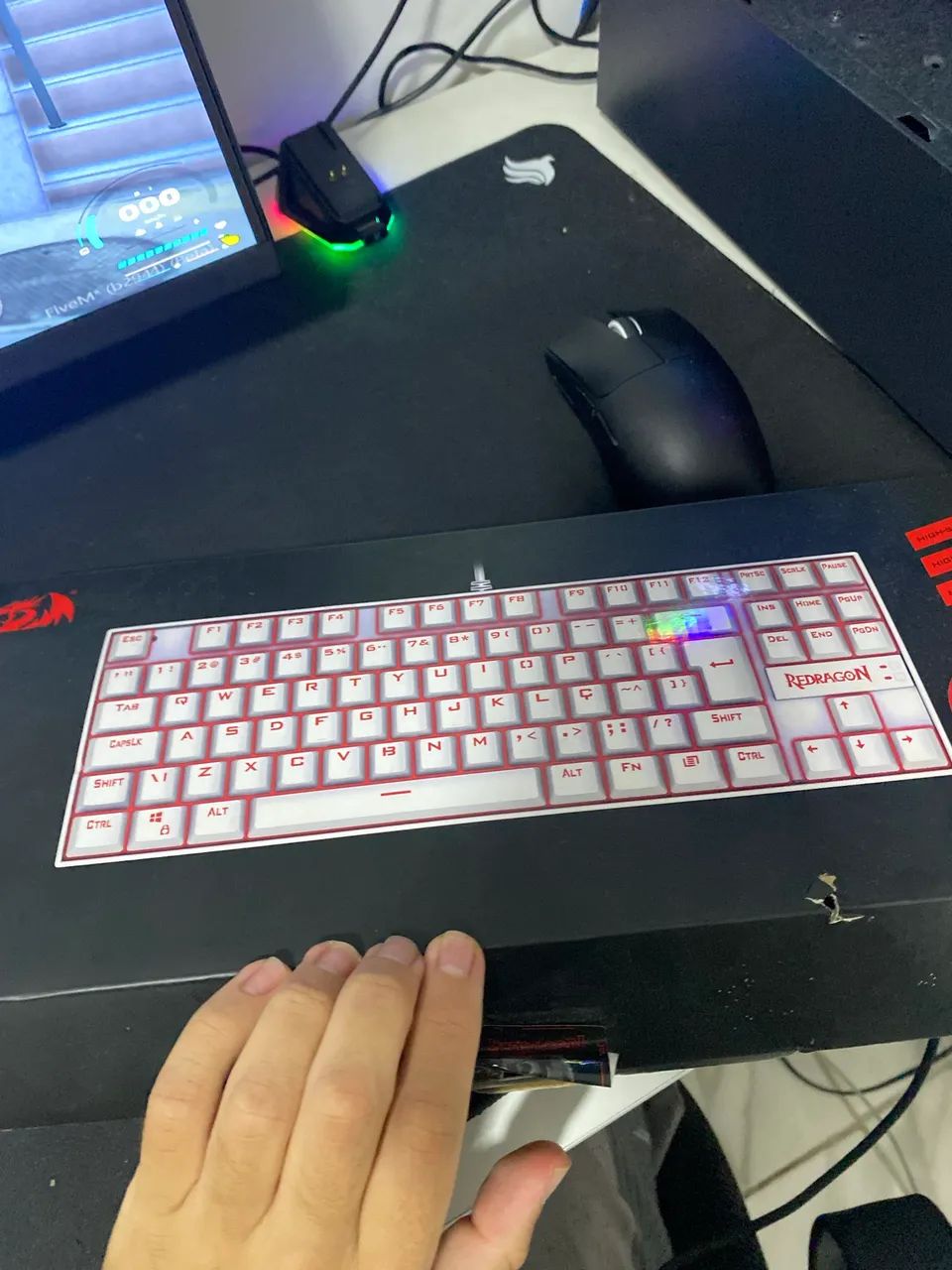 Vendo 2 teclados gamer  - Foto 3