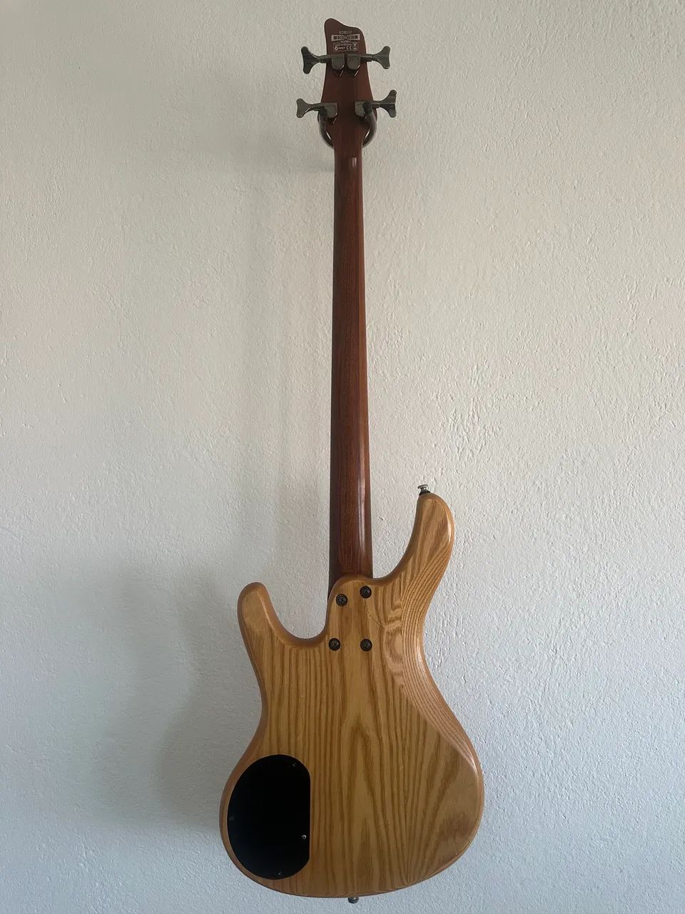Baixo Ibanez 2.599,00 - Foto 3