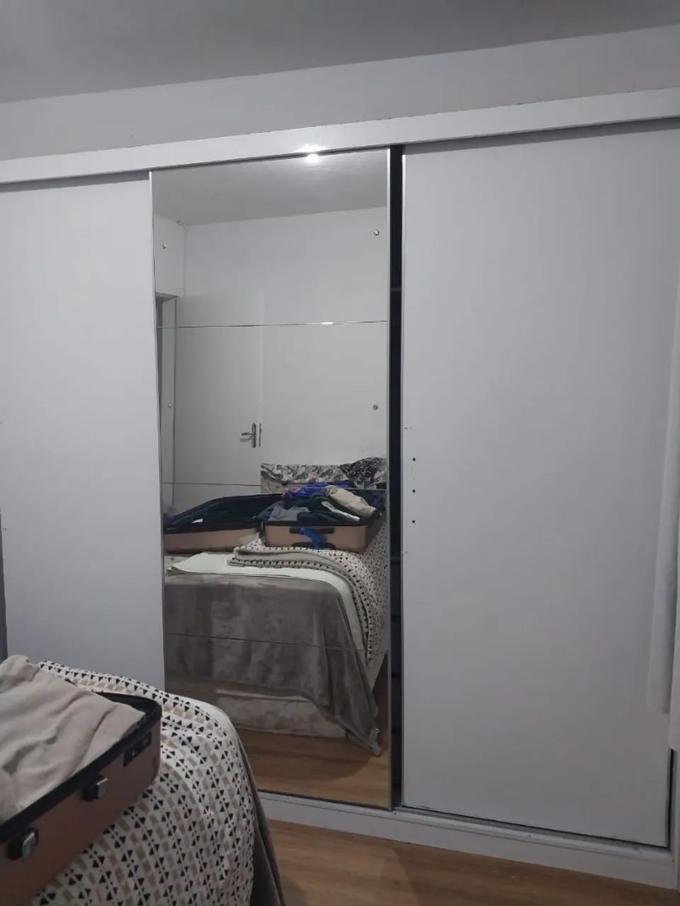 Guarda Roupas - Foto 2
