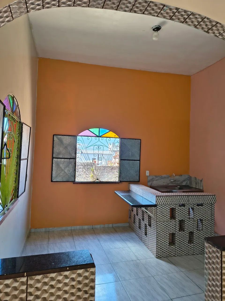 Aluga -se uma casa na compensa 2 - Foto 3