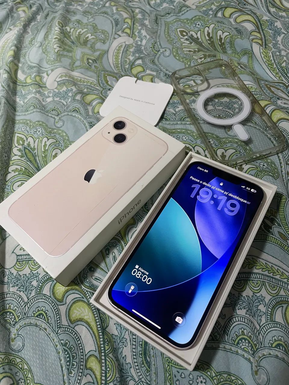 iPhone 13 - MUITO NOVO 