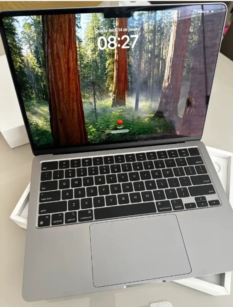 MacBook Air 13 com chip M2 (256 GB) - Foto 2