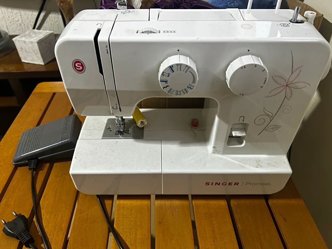 Máquina de costura singer promise  - Foto 2