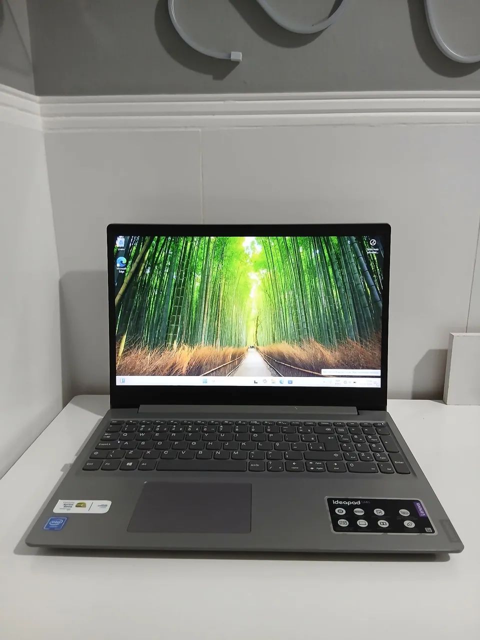 Vende-se notebook ideapad s145, acompanhado com carregador original - Foto 4