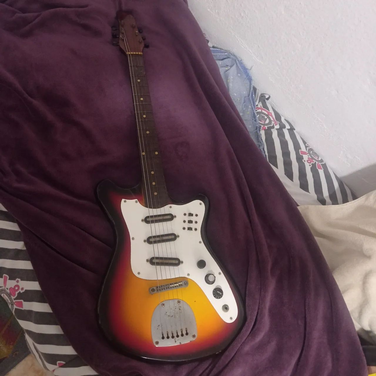 Vendo Guitarra Vintage - Foto 2