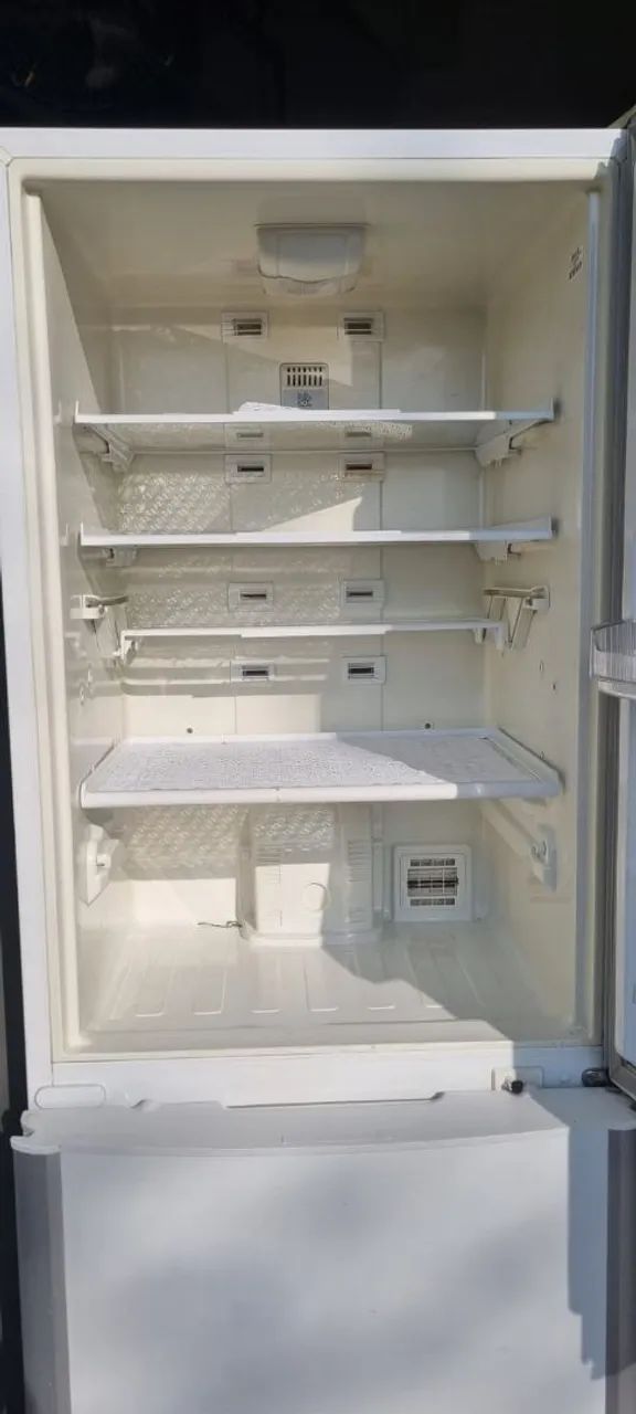 Geladeira inversa - Foto 4