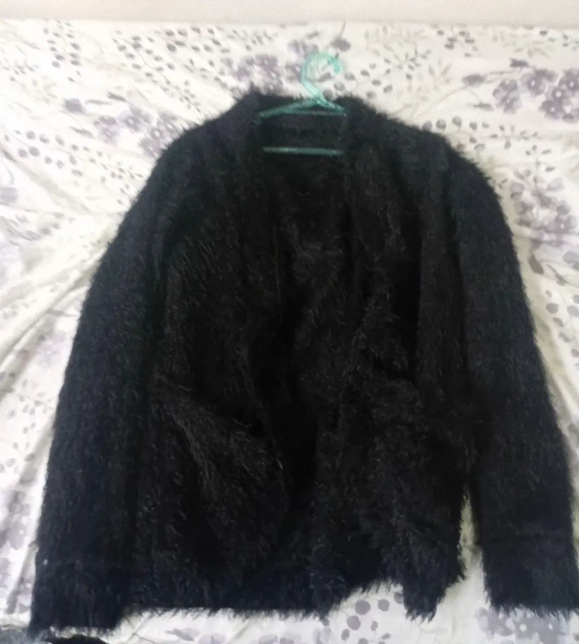 Casaco de pelúcia preto 