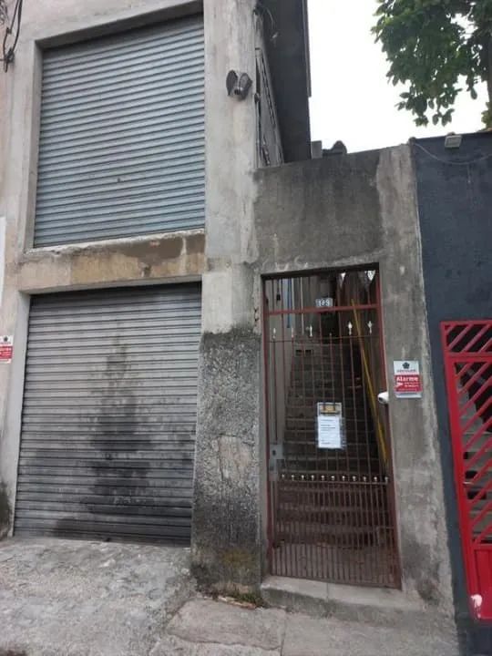 Prédio comercial na Rua Aristides Jofre, 149  500 m² - Foto 2