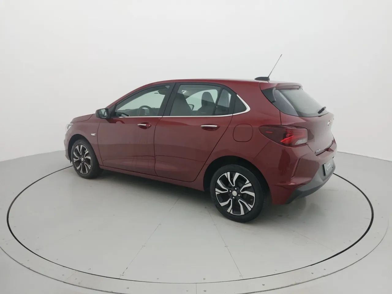 Chevrolet Onix Hatch Premier 1.0 12V TB Flex Aut. 4P, foto 3 de 18