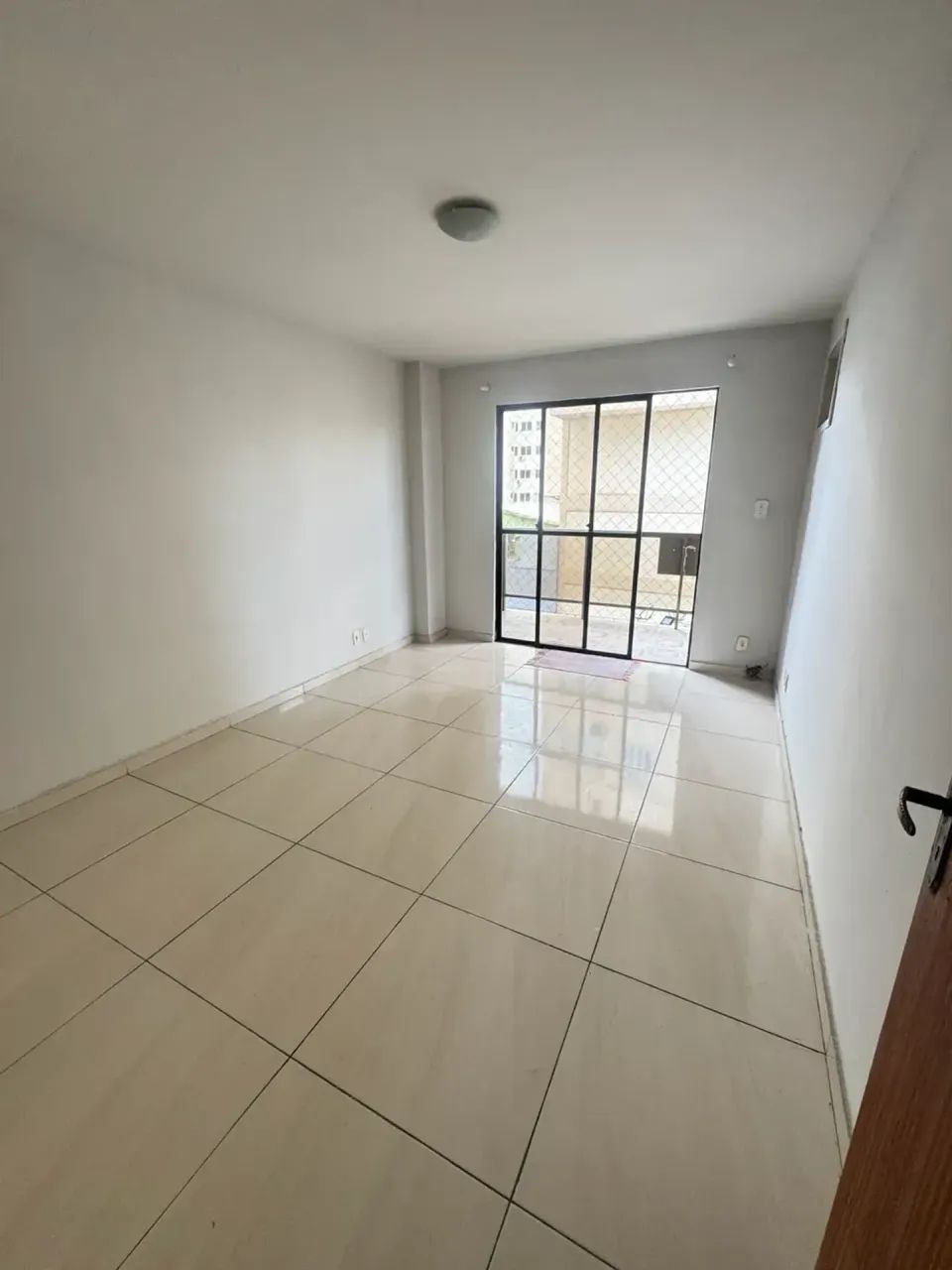Vendo Apartamento no Centro de Macaé com elevador - Foto 2