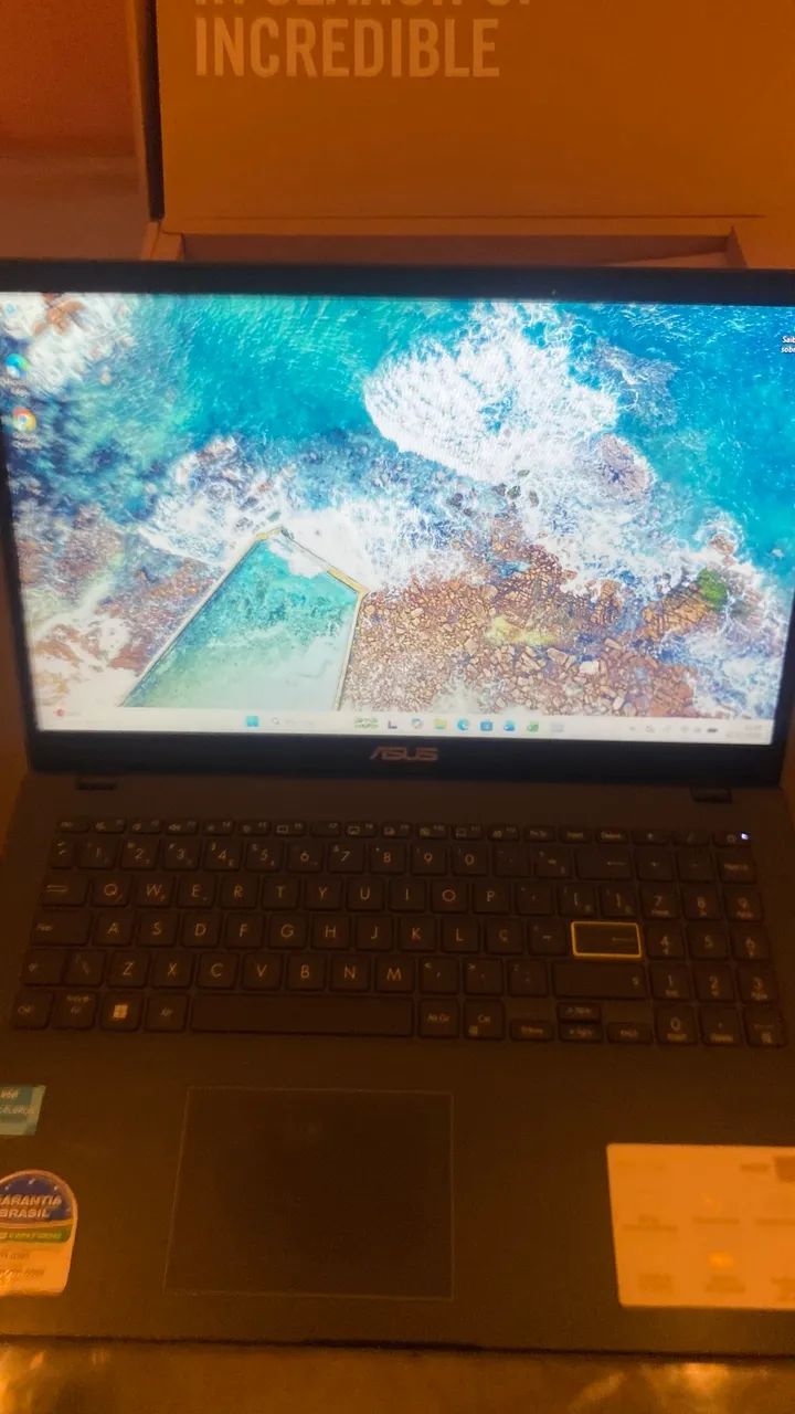 Notebook marca asus 