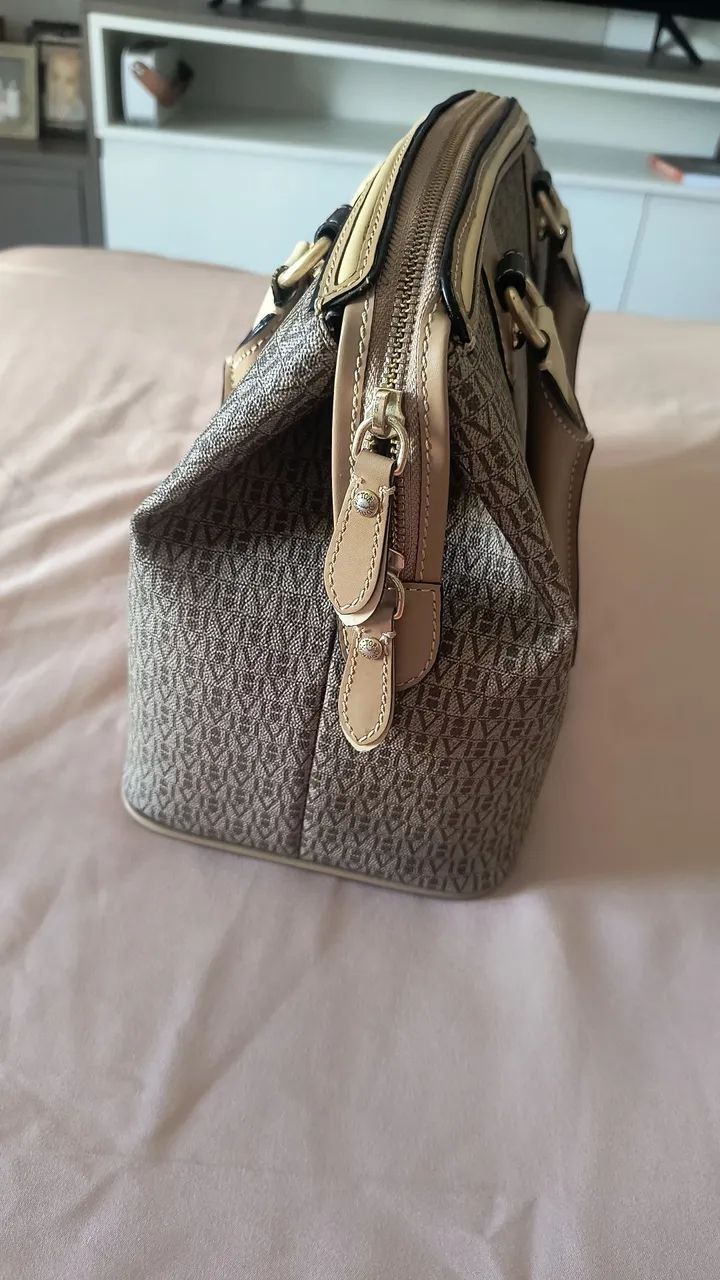 Bolsa Victor Hugo nova - Foto 3