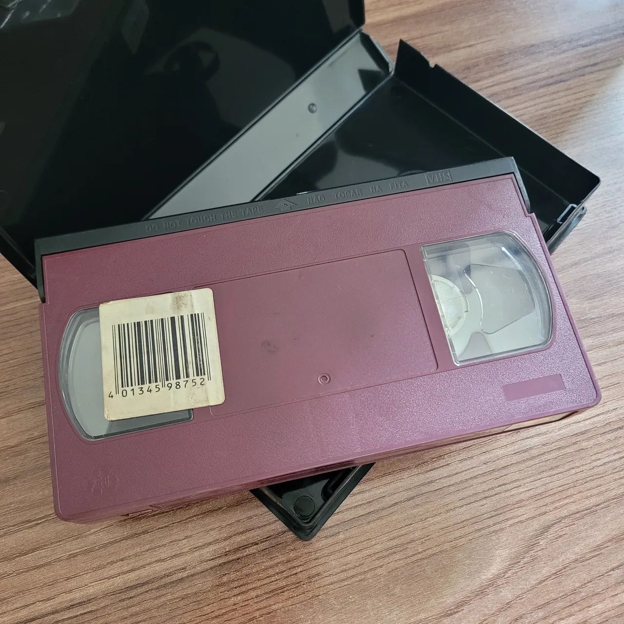 Fita VHS Lara Croft Tomb Raider - Dublado - Paramount - 2001 - Foto 4