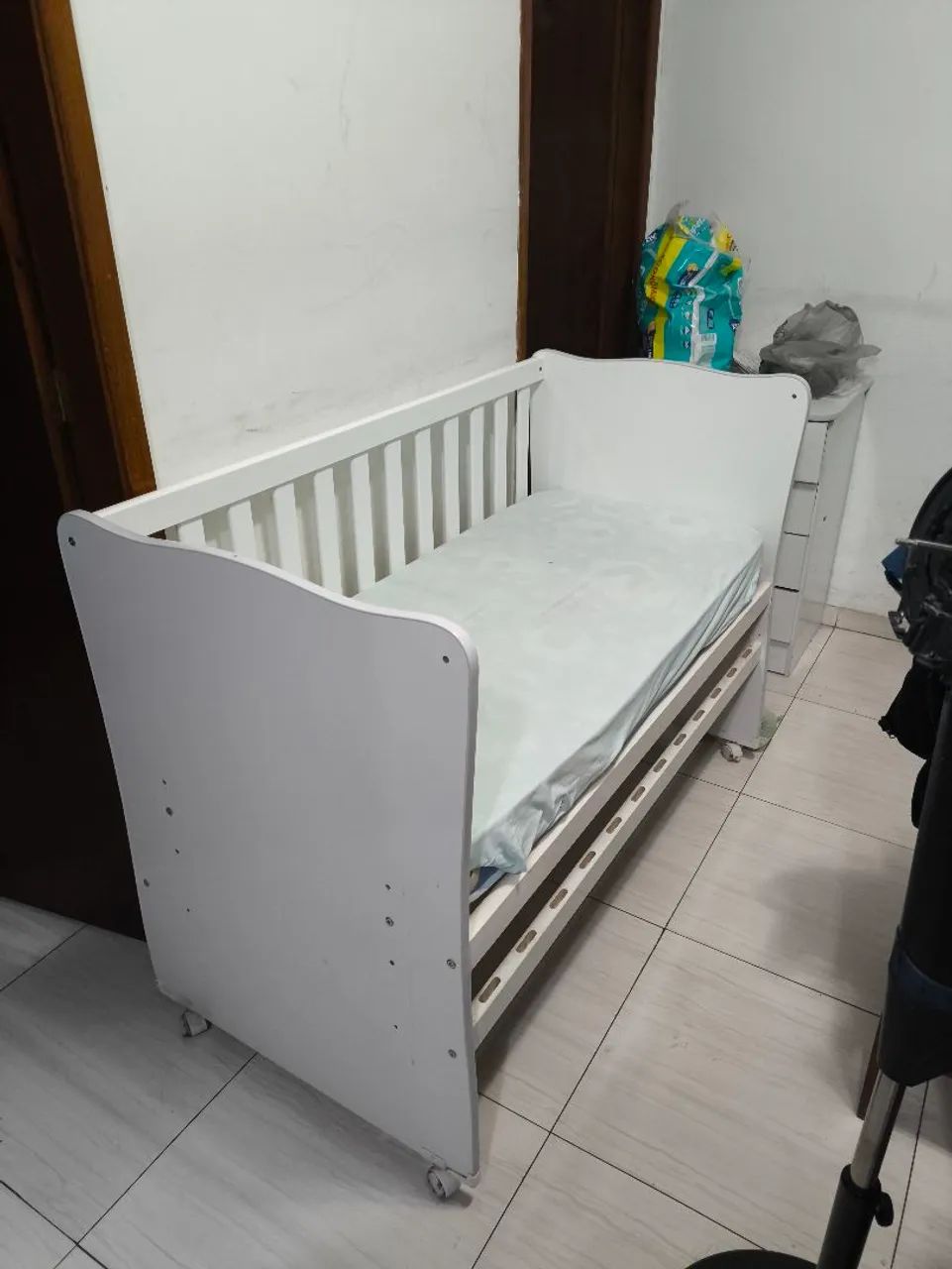 Berço de Bebê Branco com colchão<br>  - Foto 3