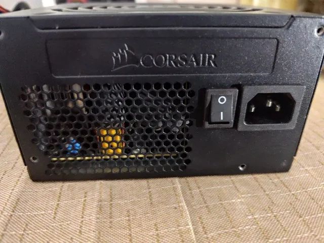 Fonte Corsair VS 450 na Caixa - Foto 3
