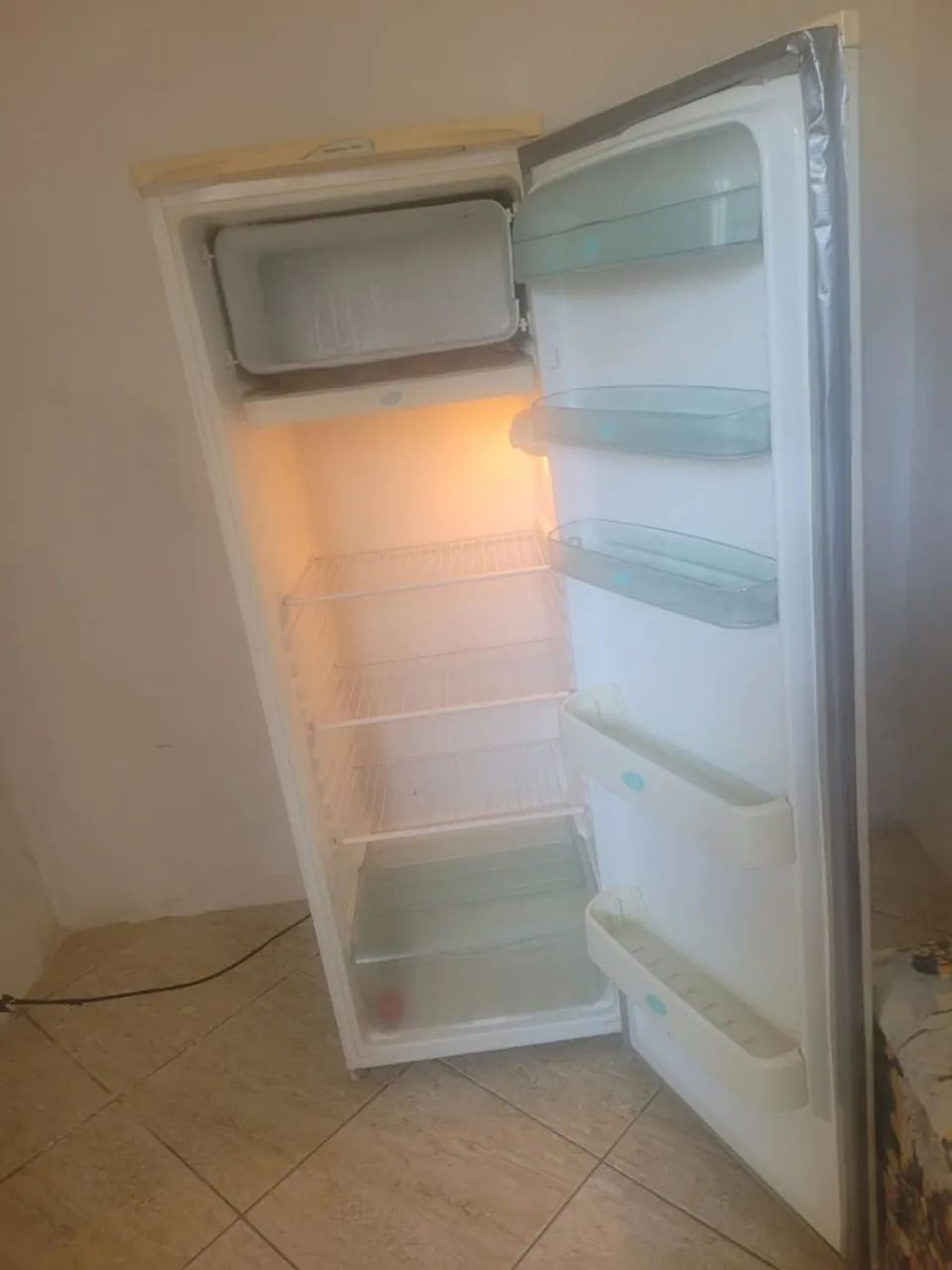 Geladeira Electrolux  - Foto 2